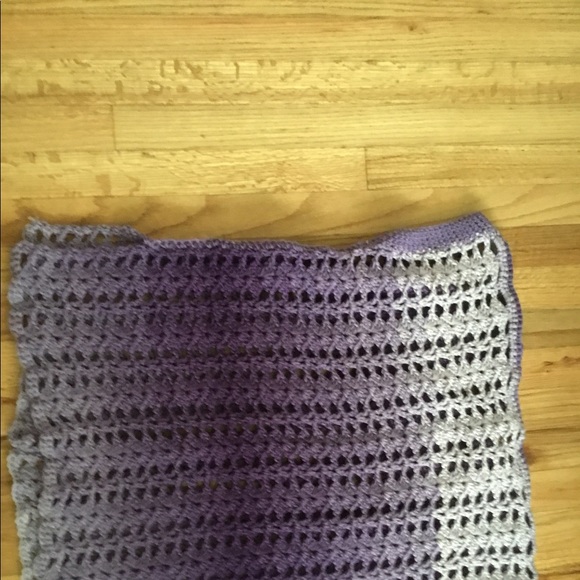 Handmade crocheted top - Picture 6 of 6